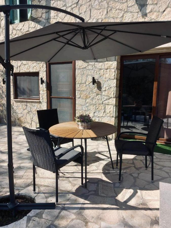 Moxy Paxos Apartments Ґайос Екстер'єр фото