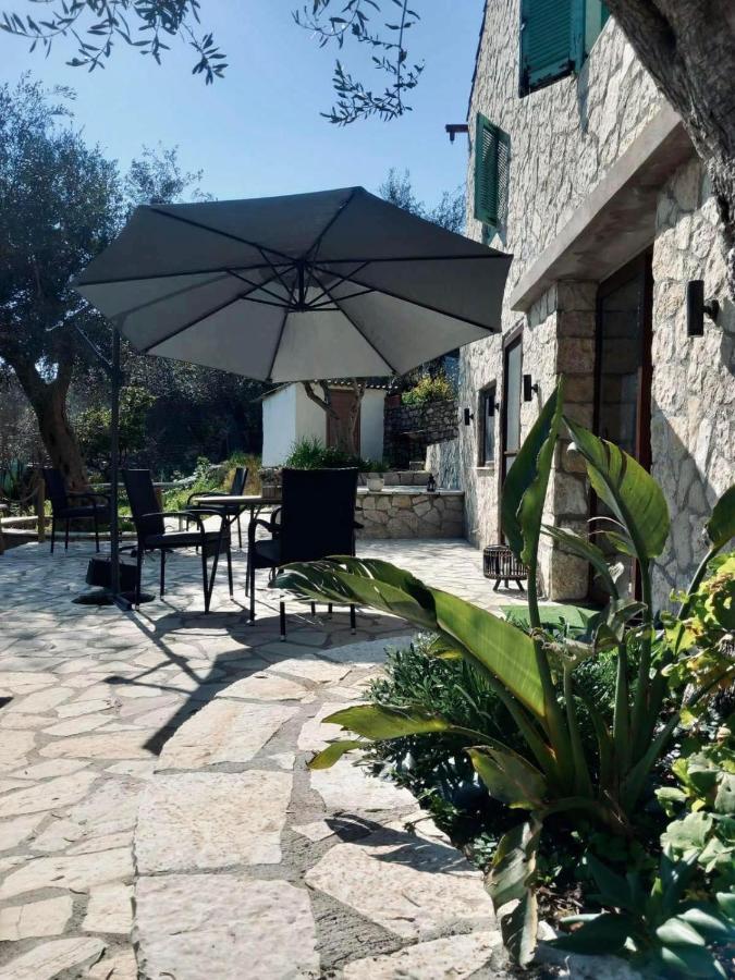 Moxy Paxos Apartments Ґайос Екстер'єр фото